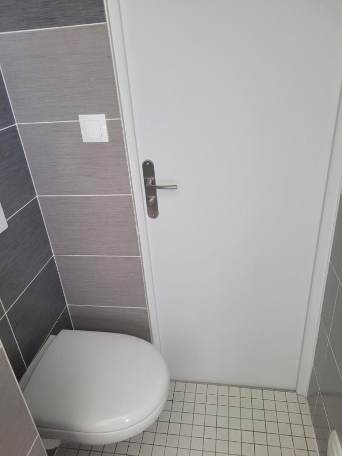 Quinéville Hotel De La Plage מראה חיצוני תמונה
