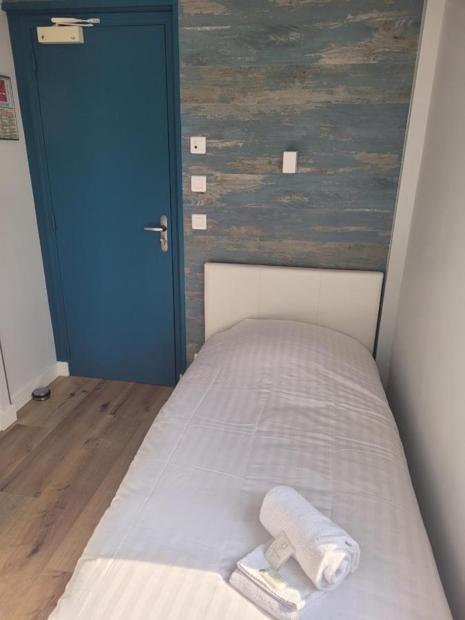 Quinéville Hotel De La Plage מראה חיצוני תמונה