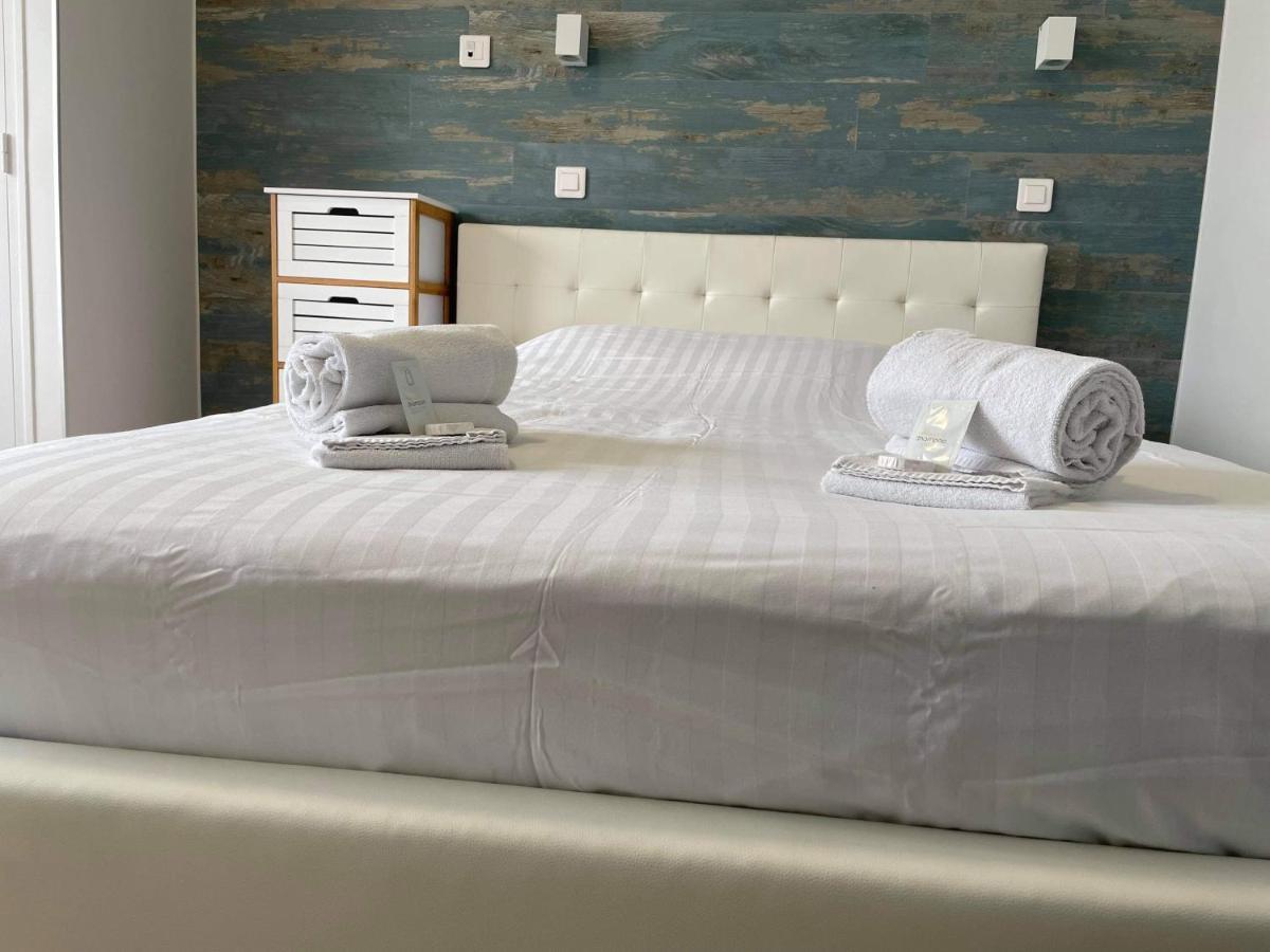 Quinéville Hotel De La Plage מראה חיצוני תמונה